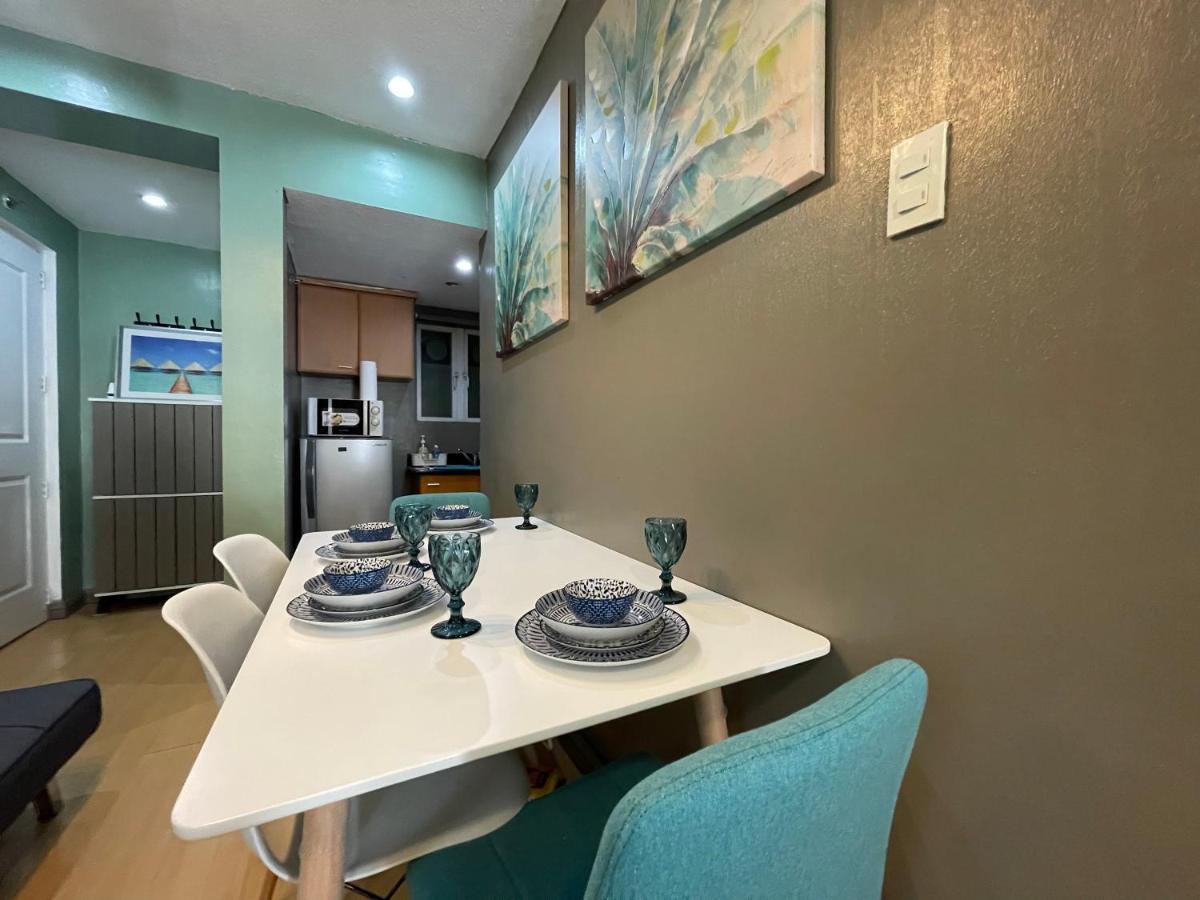 Poolside Family Room Greenbelt Makati Makati City Zewnętrze zdjęcie