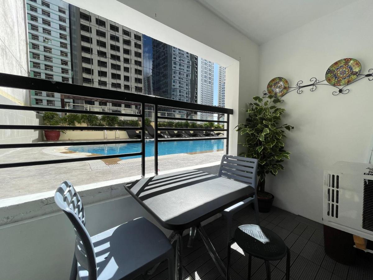 Poolside Family Room Greenbelt Makati Makati City Zewnętrze zdjęcie